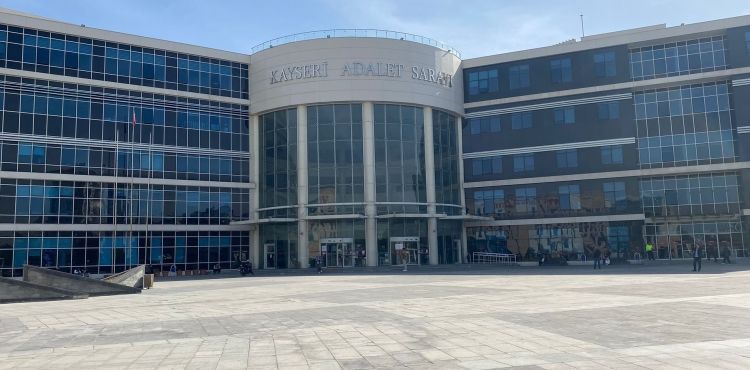 Husumetli oldukları şahsı silahla yaralayan ağabey ve kardeşe 9’ar yıl 2’şer ay hapis