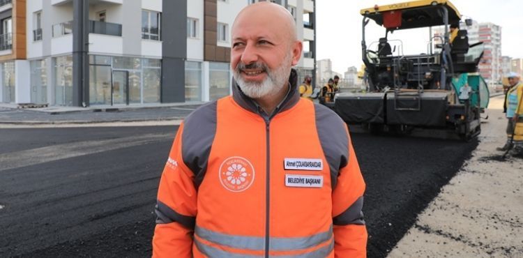 BAŞKAN ÇOLAKBAYRAKDAR, “KOCASİNAN’IMIZIN HER BİR NOKTASINI GÜZELLEŞTİRİYORUZ”