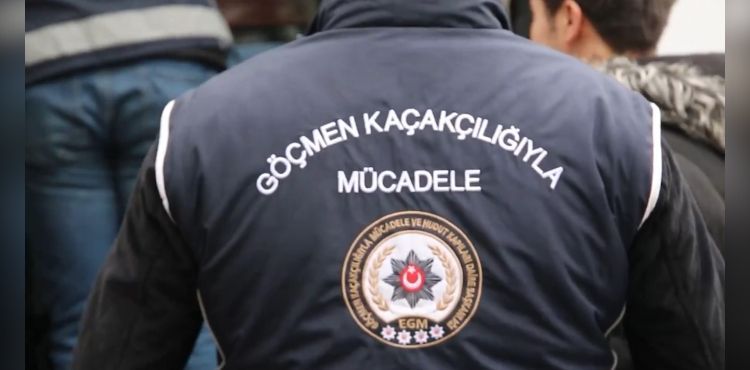 Polis ekiplerinden ‘Düzensiz Göç İle Mücadeleye Yönelik Huzur’ uygulaması