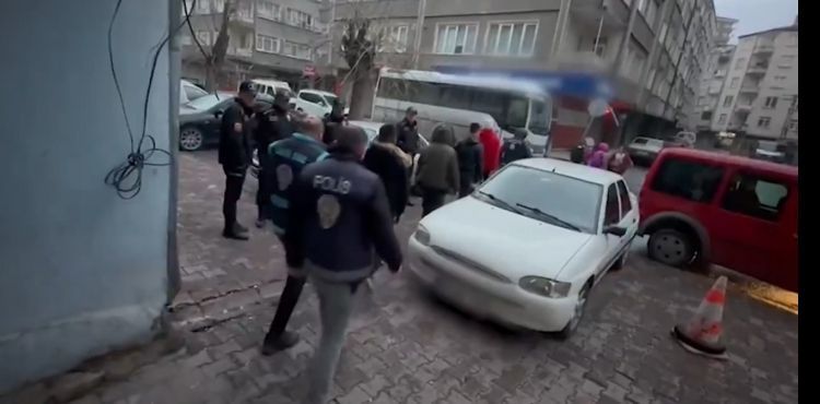Kayseri’de 27 kaçak göçmen yakalandı