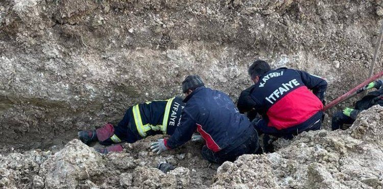 Sarız’da alt yapı çalışmalarında göçük altında kalan vatandaş ağır yaralandı
