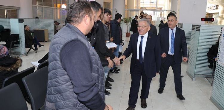 KASKİ'Yİ ZİYARET EDEN BAŞKAN BÜYÜKKILIÇ, VATANDAŞLAR İLE BULUŞTU