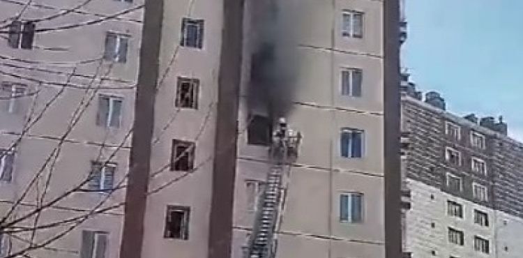 11 katlı binanın 5’inci katında çıkan yangın söndürüldü