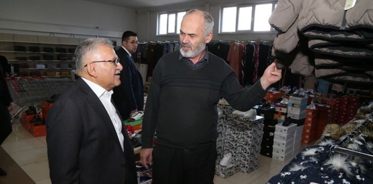 BAŞKAN BÜYÜKKILIÇ, ERCİYES FENERİ DERNEĞİ'NİN MARKETİNİ ZİYARET ETTİ