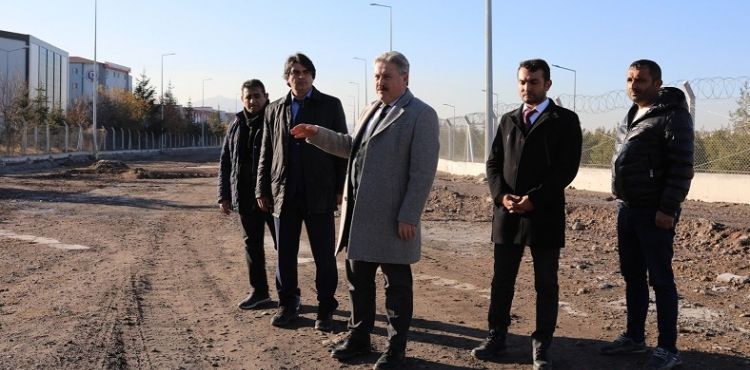 MELİKGAZİ'DEN KAYSERİ ULAŞIMINI VE TRAFİĞİNİ RAHATLATACAK YENİ BİR ALTERNATİF YOL