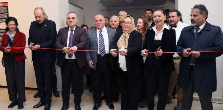 ERÜ’de “Taş Plaklarda Kayseri Türküleri” Sergisi Açıldı