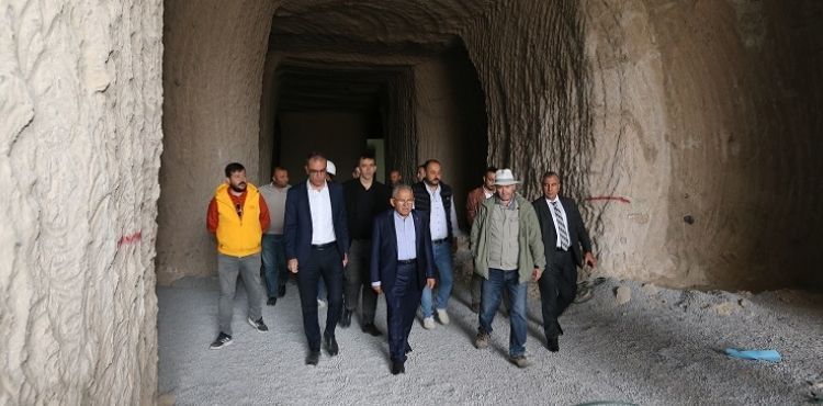BÜYÜKŞEHİR’DEN TÜRKİYE’NİN EN BÜYÜK KAYADAN OYMA MÜZESİ