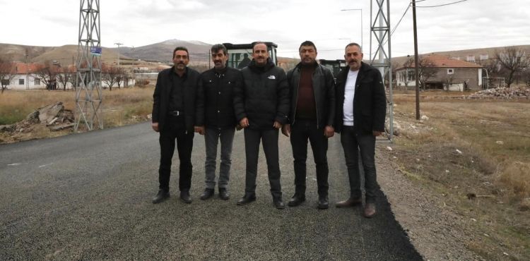 Süksün’de asfalt çalışması başladı