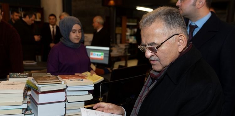 KÜLTÜR HAFIZASI OLAN BÜYÜKŞEHİR KÜTÜPHANELERİNE 4,5 YILDA 7 MİLYONU AŞKIN ZİYARETÇİ