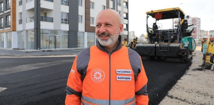 BAŞKAN ÇOLAKBAYRAKDAR, “ASFALTTA DA TARİHİ BİR REKOR KIRMANIN HAKLI GURURUNU YAŞIYORUZ”