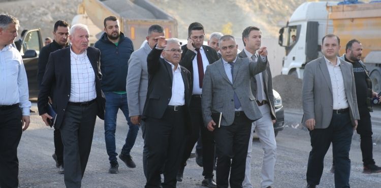 BAŞKAN BÜYÜKKILIÇ: “KASKİ’MİZ DEV YATIRIMLARLA 2023 YILINA DAMGA VURDU”