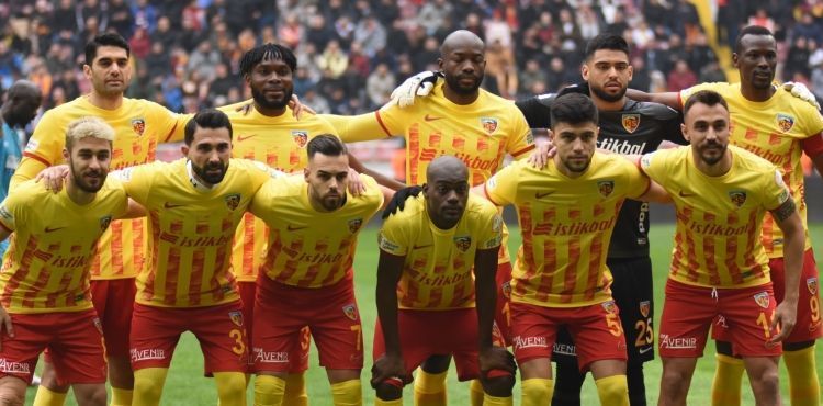 Kayserispor son 3 maçta kalesinde 9 gol gördü