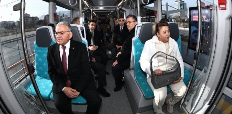 KAYSERİ BÜYÜKŞEHİR, 4,5 YILDA 552 MİLYON YOLCUYA ULAŞIM HİZMETİ VERDİ