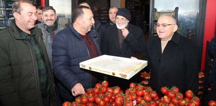 BAŞKAN BÜYÜKKILIÇ, HAFTAYA KAYSERİ HALİ’NDE BAŞLADI
