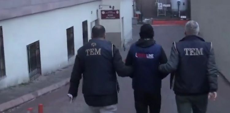 Terör örgütüne üye olmak suçundan 4 kişi yakalandı