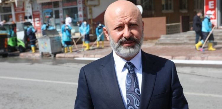 KOCASİNAN BELEDİYESİ, TOPLADIĞI ÇÖPLERİ EKONOMİYE KAZANDIRIYOR - KOCASİNAN, GÜNDE 370 TON ÇÖP TOPLUYOR