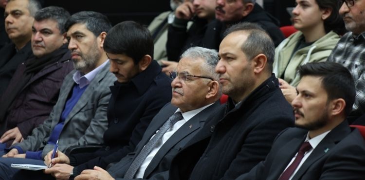 BAŞKAN BÜYÜKKILIÇ TÜGVA’NIN “KÖKLERDEN GÖKLERE” BAŞLIKLI KONFERANSI’NA KATILDI