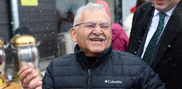 BÜYÜKKILIÇ: “ERCİYES’TE ZİYARETÇİ SAYISININ YÜZDE 40 ARTTIĞINI GÖRMEKTEN KEYİF ALIYORUZ”