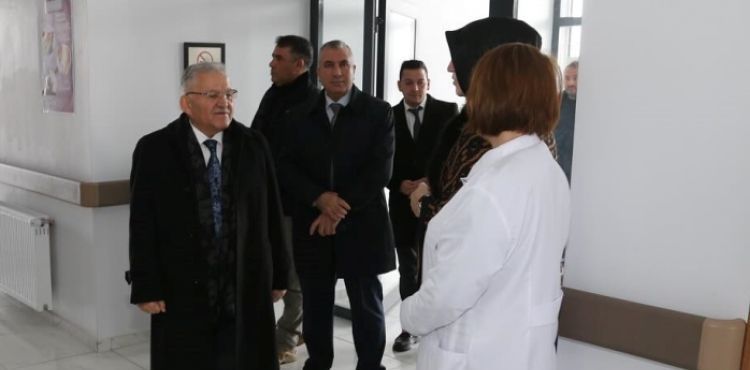 DOKTOR BAŞKANDAN SAĞLIK ÇALIŞANLARININ TALEPLERİNE ANINDA TALİMAT