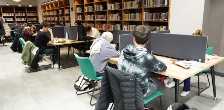 “AKIL KÜP”LERİ YARIYIL TATİLİNİ FIRSAT BİLEN ÖĞRENCİLERİN AKININA UĞRADI