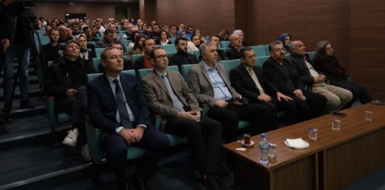 KOCASİNAN BELEDİYESİ ÇALIŞANLARINA KVKK EĞİTİMİ VERİLDİ