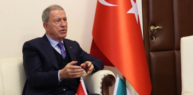 Milli Savunma Komisyonu Başkanı Akar, “Terörle mücadele ve göç konusunda yakın ilişkimiz devam ediyor”