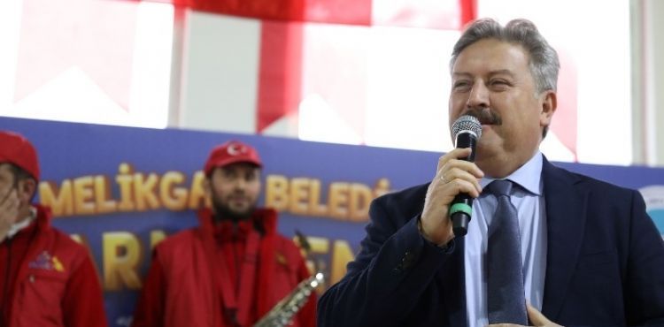 MELİKGAZİ'NİN ÇOCUKLARA ÖZEL KARNE ŞENLİĞİ DANIŞMENT İLE DEVAM ETTİ