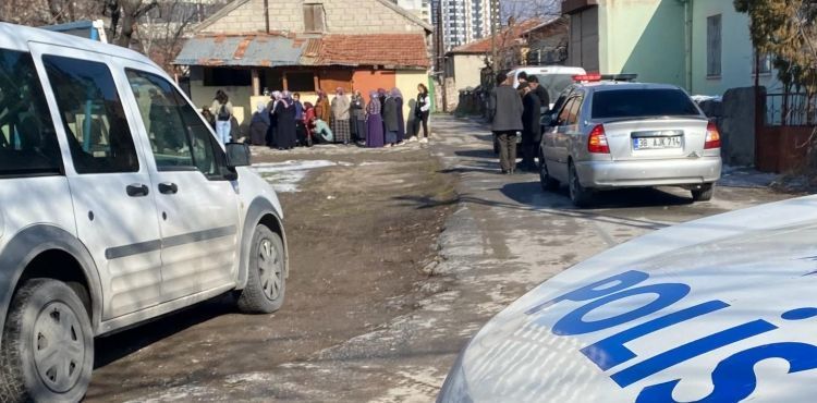 Karbonmonoksit zehirlenmesi geçiren kadın yaşamını yitirdi