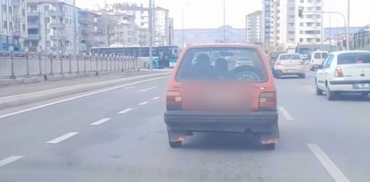 Sorumsuz sürücü, trafikte tehlike saçtı