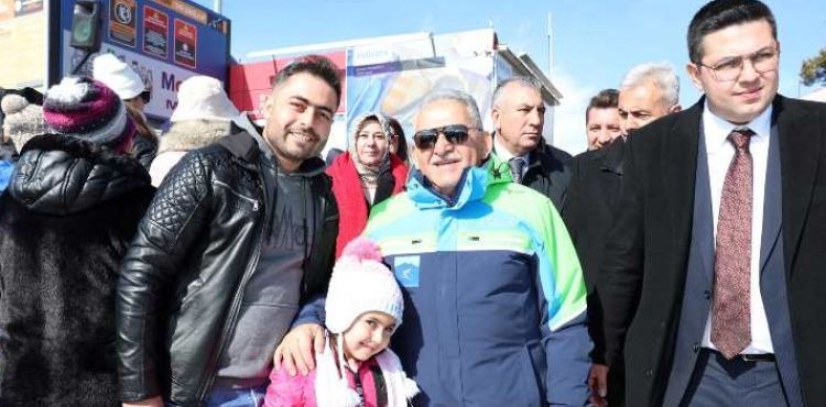 Başkan Büyükkılıç, Erciyes’teki Muhteşem Kış Festivali’ne Katıldı
