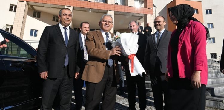 BAŞKAN BÜYÜKKILIÇ’A KASKİ’DE COŞKULU KARŞILAMA