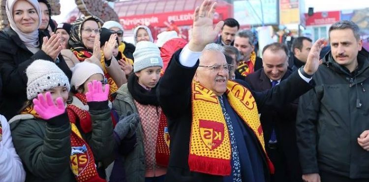 BAKAN GÖKTAŞ VE BAŞKAN BÜYÜKKILIÇ, ERCİYES’TE ŞENLİĞE KATILDI