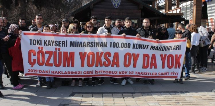 TOKİ mağdurları, konutların verilmesi ve ödeme şartlarının iade edilmesi adına toplandı