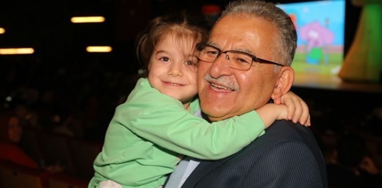 BÜYÜKŞEHİR’DEN “ÇOCUKLARA ÖZEL” TİYATRO