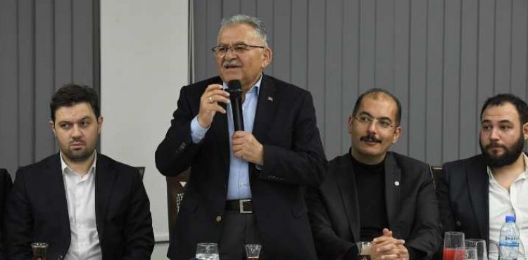 BAŞKAN BÜYÜKKILIÇ’TAN BİLİŞİM SEKTÖRÜ İLE “AKILLI ŞEHİR” İSTİŞARESİ