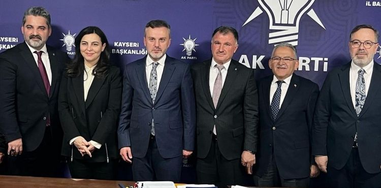 AK Parti Yahyalı İlçe Başkanı Adem Sarıçiçek oldu