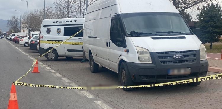 Silahla vurulan şahıs hayatını kaybetti