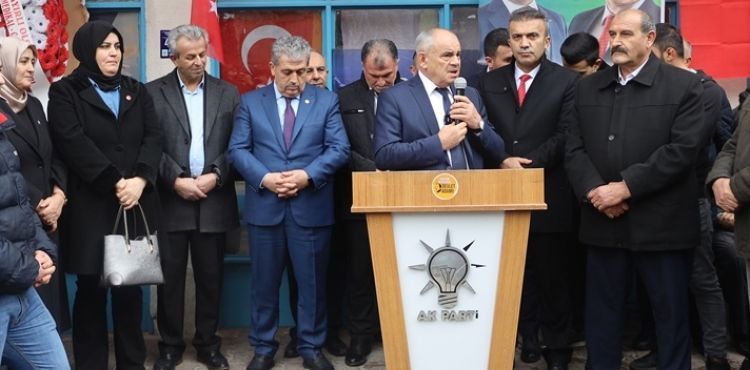 YAHYALI’DA MİTİNG HAVASINDA SEÇİM BÜROSU AÇILDI