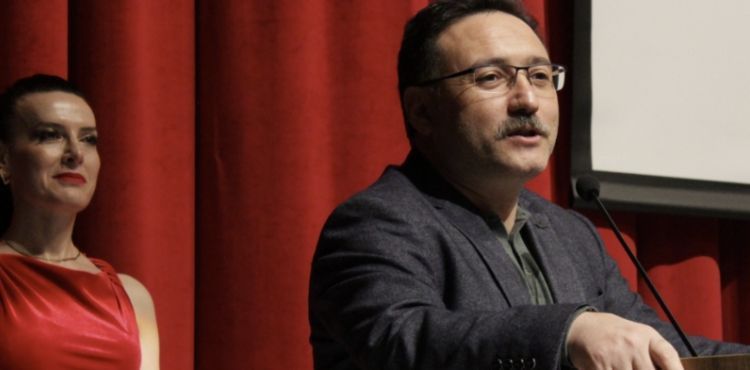 Vali Gökmen Çiçek, “Kadınlar olmazsa hiçbir projede başarılı olma şansımız yok”