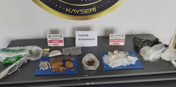 Narkotikten sokak dağıtıcılarına operasyon: 1 gözaltı