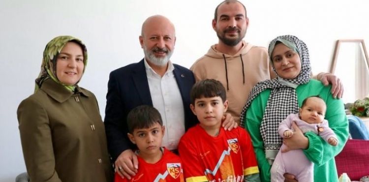 KOCASİNAN’DA GÖNÜLDEN GÖNÜLLERE KÖPRÜLER KURULUYOR