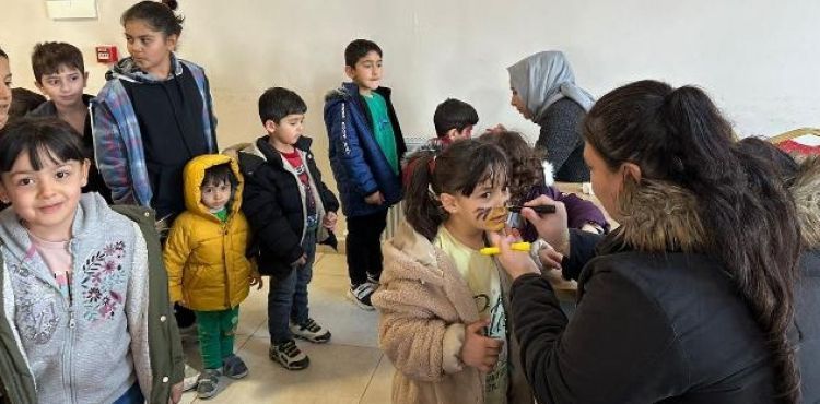 BÜYÜKŞEHİR KAYMEK, İLÇELERDEKİ TATİL ŞENLİĞİNDE 2 BİN 500 ÇOCUĞA ULAŞTI