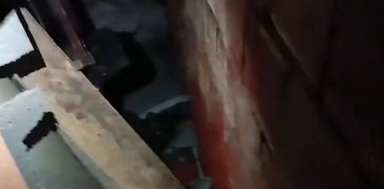 Kesinleşmiş hapis cezası ile aranan firari gizli bölmede yakalandı