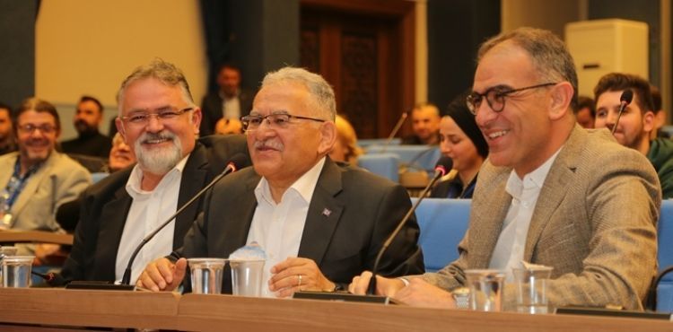BAŞKAN BÜYÜKKILIÇ, PREFABRİK YAPILARIN DEĞERLENDİRMESİ SEMİNERİ’NE KATILDI