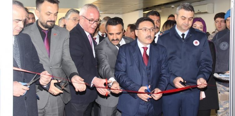 Türk Dünyası Fotoğraf Sergisi açılışı gerçekleştirildi.
