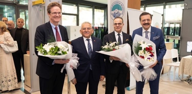 BAŞKAN BÜYÜKKILIÇ, AVRUPALI BÜYÜKELÇİLERİ MİSAFİR ETTİ