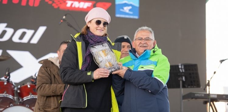 BAŞKAN BÜYÜKKILIÇ, TÜRKİYE’DE İLK KEZ GERÇEKLEŞEN DÜNYA SNOWCROSS ŞAMPİYONASI AÇILIŞ SEREMONİSİ’NE KATILDI