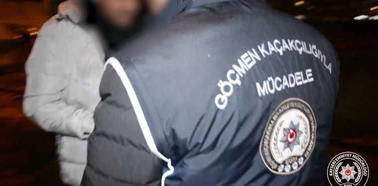 Polis ekipleri bir günde 28 kimliksiz yabancı uyruklu şahsı yakaladı