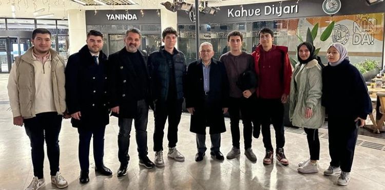 Gündüz esnaf ziyaretleri, akşam gençlik buluşmaları