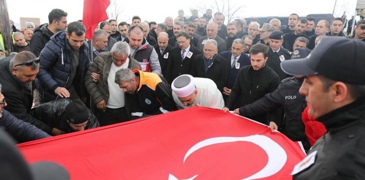 Şehit polis memuru İlker Duran son yolculuğuna uğurlandı